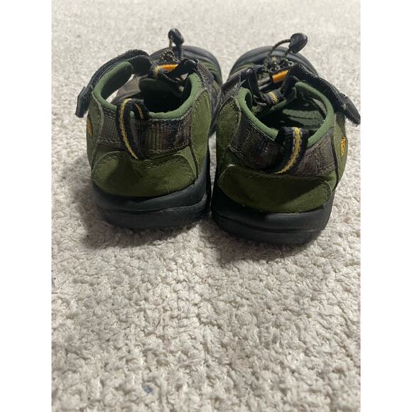 Keen Newport Big Kid's Size 3 EU 35 Waterproof Outdoor Sandals Green - Picture 7 of 11